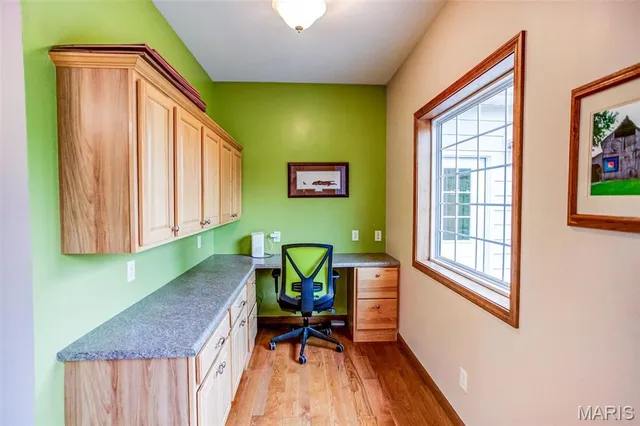 $489,900 | 2367 Degerlia Hollow Road, Hardin, IL 62047