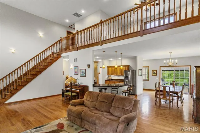 $489,900 | 2367 Degerlia Hollow Road, Hardin, IL 62047