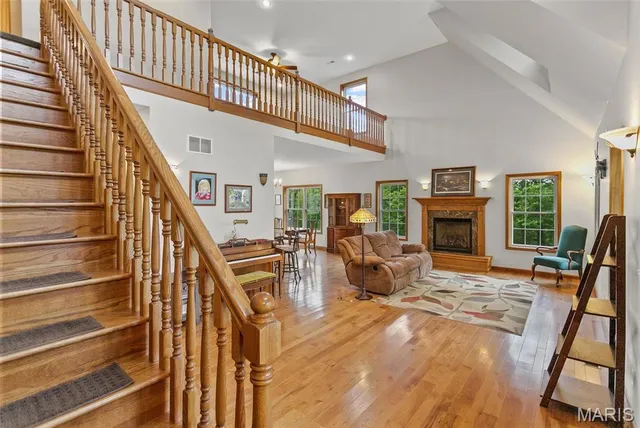 $489,900 | 2367 Degerlia Hollow Road, Hardin, IL 62047