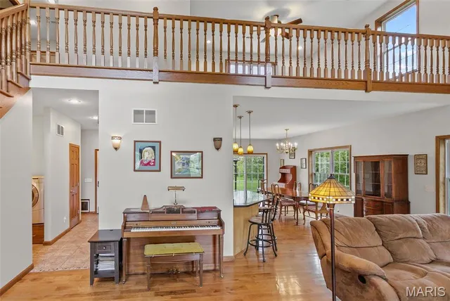 $489,900 | 2367 Degerlia Hollow Road, Hardin, IL 62047