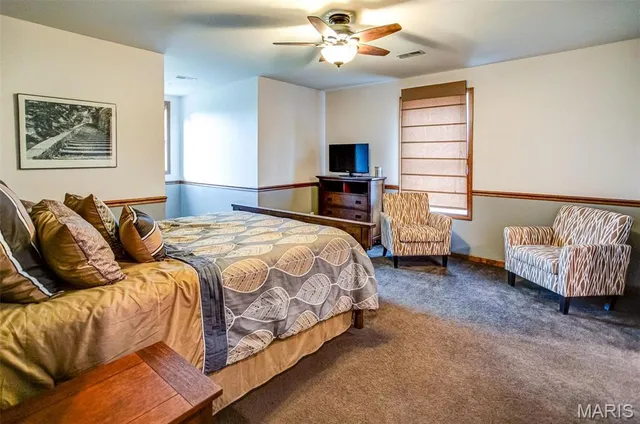 $489,900 | 2367 Degerlia Hollow Road, Hardin, IL 62047