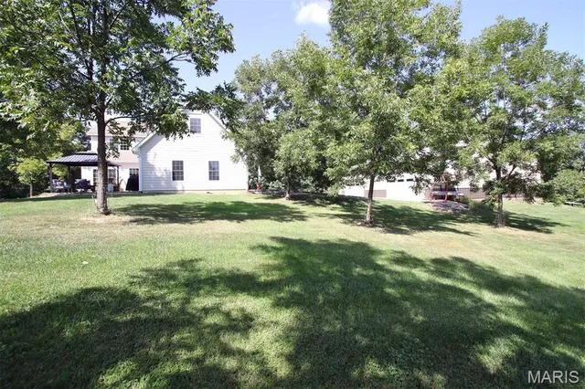 $489,900 | 2367 Degerlia Hollow Road, Hardin, IL 62047