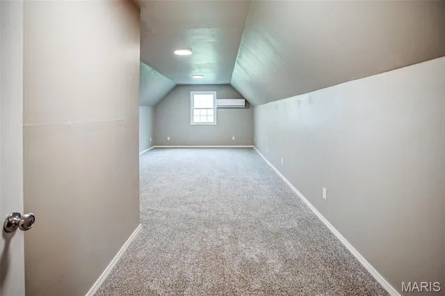 $489,900 | 2367 Degerlia Hollow Road, Hardin, IL 62047