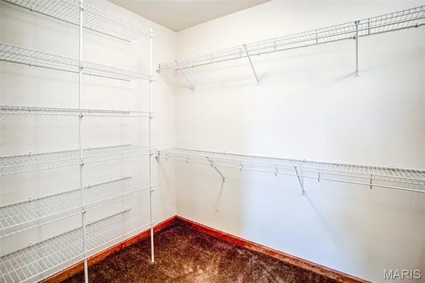 $440,000 | 2367 Degerlia Hollow Road, Hardin, IL 62047