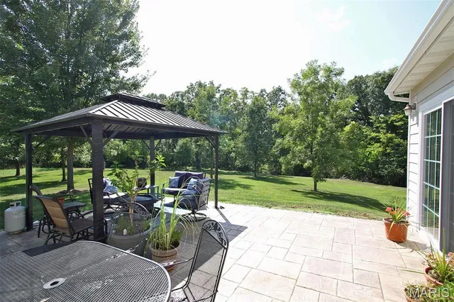 $489,900 | 2367 Degerlia Hollow Road, Hardin, IL 62047