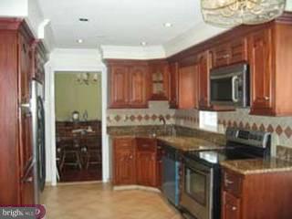 6 Esther Circle Sinking Spring, PA 19608 - Photo 2 of 6 Gallery Image 2