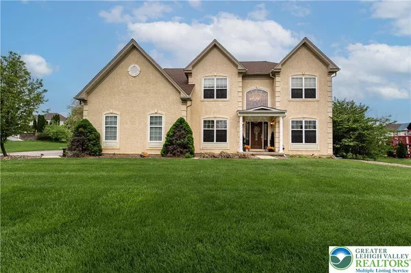 $799,900 | 4415 Crosswinds Drive, Easton, PA 18045
