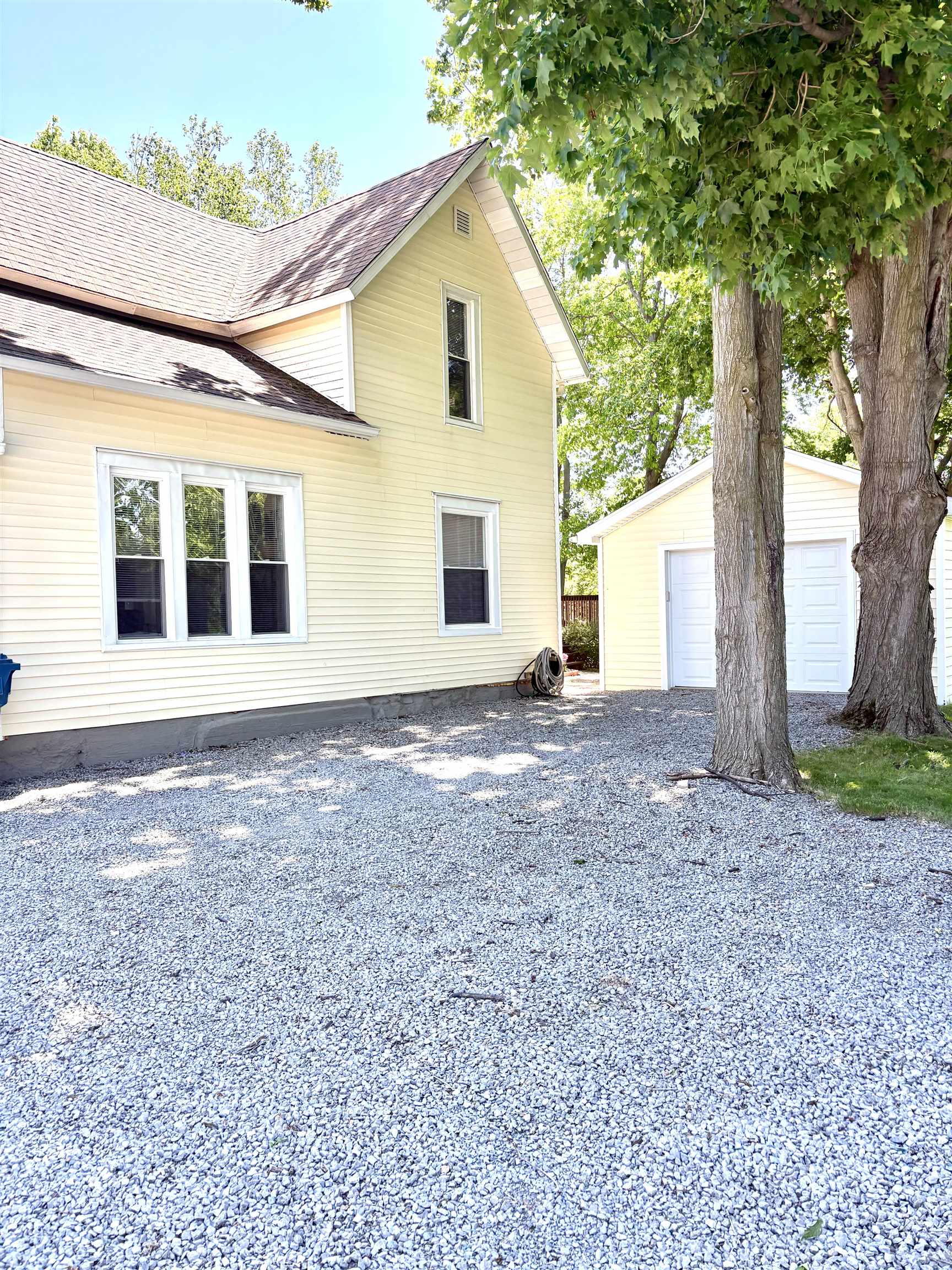 4145 East Bellefontaine Road Hamilton, IN 46742 - Photo 4 of 24