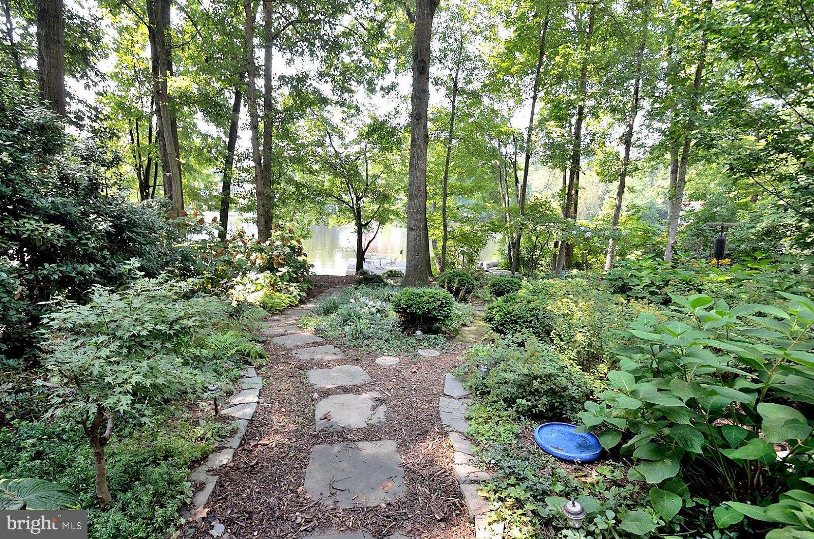1602 Waters Edge Lane Reston, VA 20190 - Photo 11 of 28