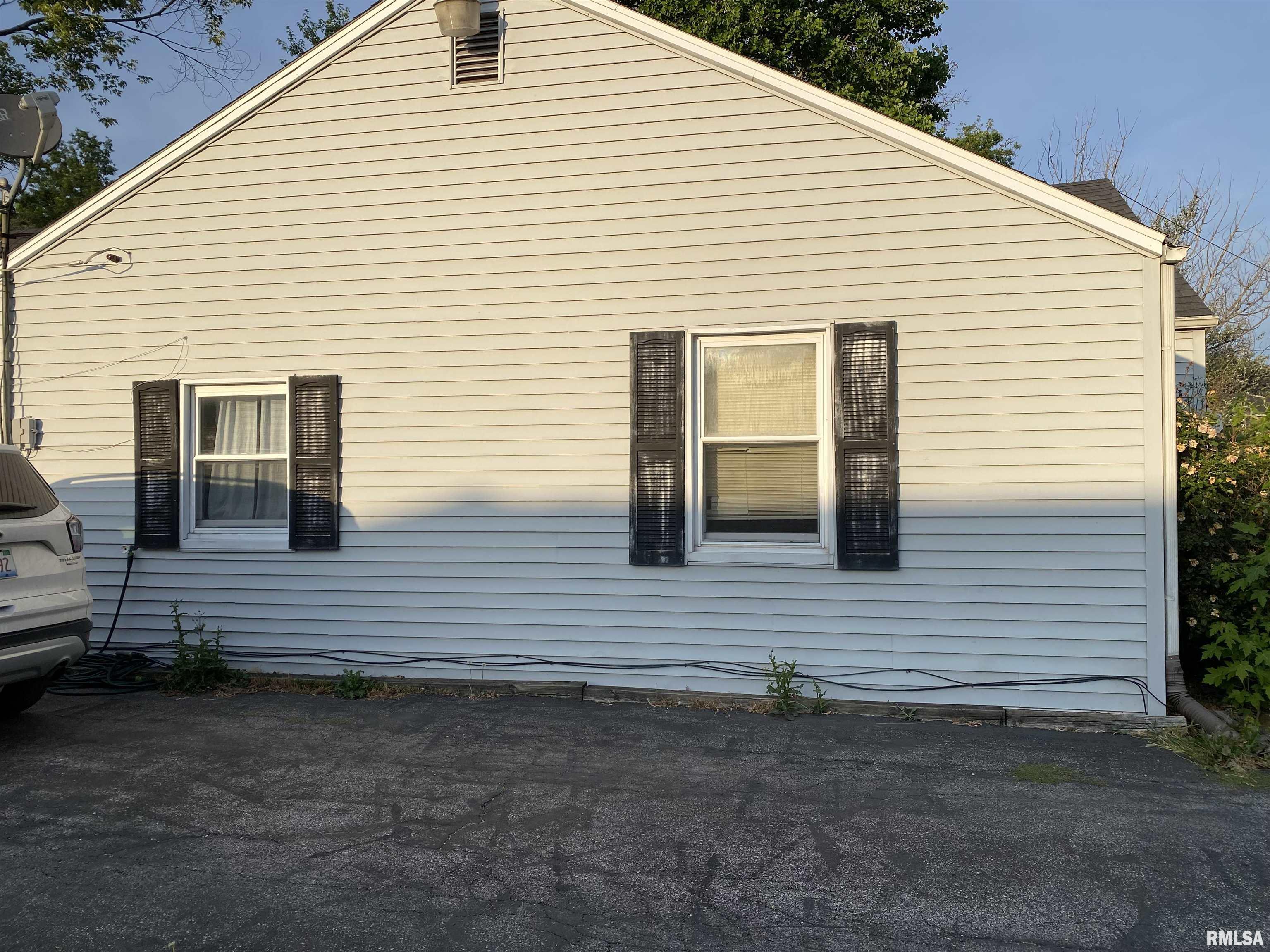 1114 West Cedar Street Salem, IL 62881 - Photo 21 of 25