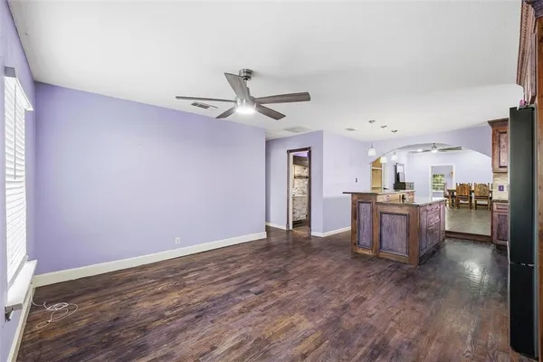 $2,000 | 2734 Fordham Road, Dallas, TX 75216