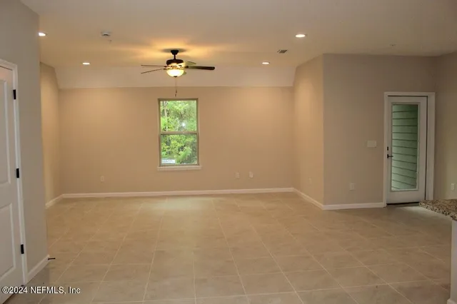 $279,700 | 4150 Quiet Creek Loop, Unit 133, Middleburg, FL 32068