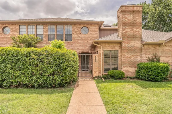$2,595 | 5893 Westhaven Drive, Fort Worth, TX 76132
