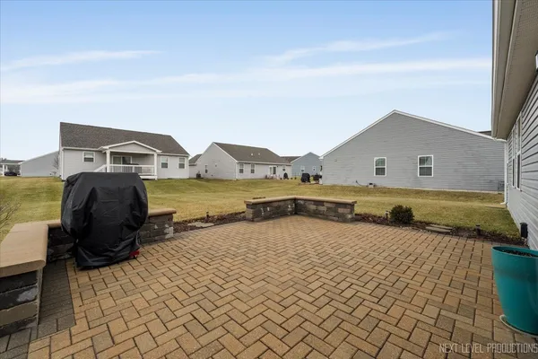 $360,000 | 2707 Nickerson Court, Yorkville, IL 60560