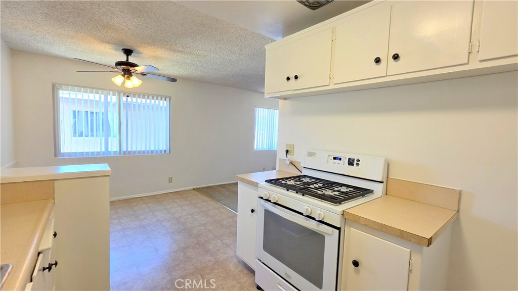 1086 Springfield Street, Unit D Upland, CA 91786 - Photo 6 of 19