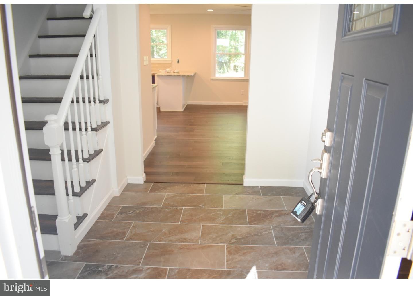46 Jackson Road Medford, NJ 08055 - Photo 6 of 25 Foyer