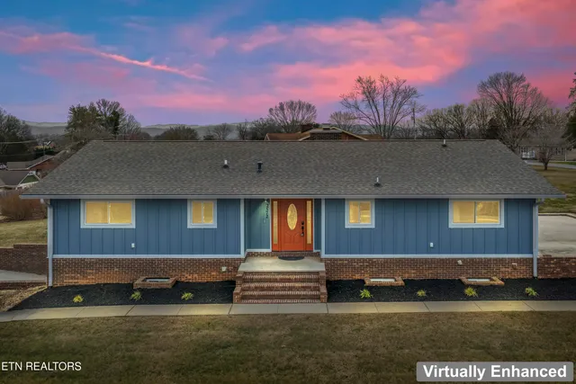 $540,000 | 2572 Sevierville Road, Maryville, TN 37804