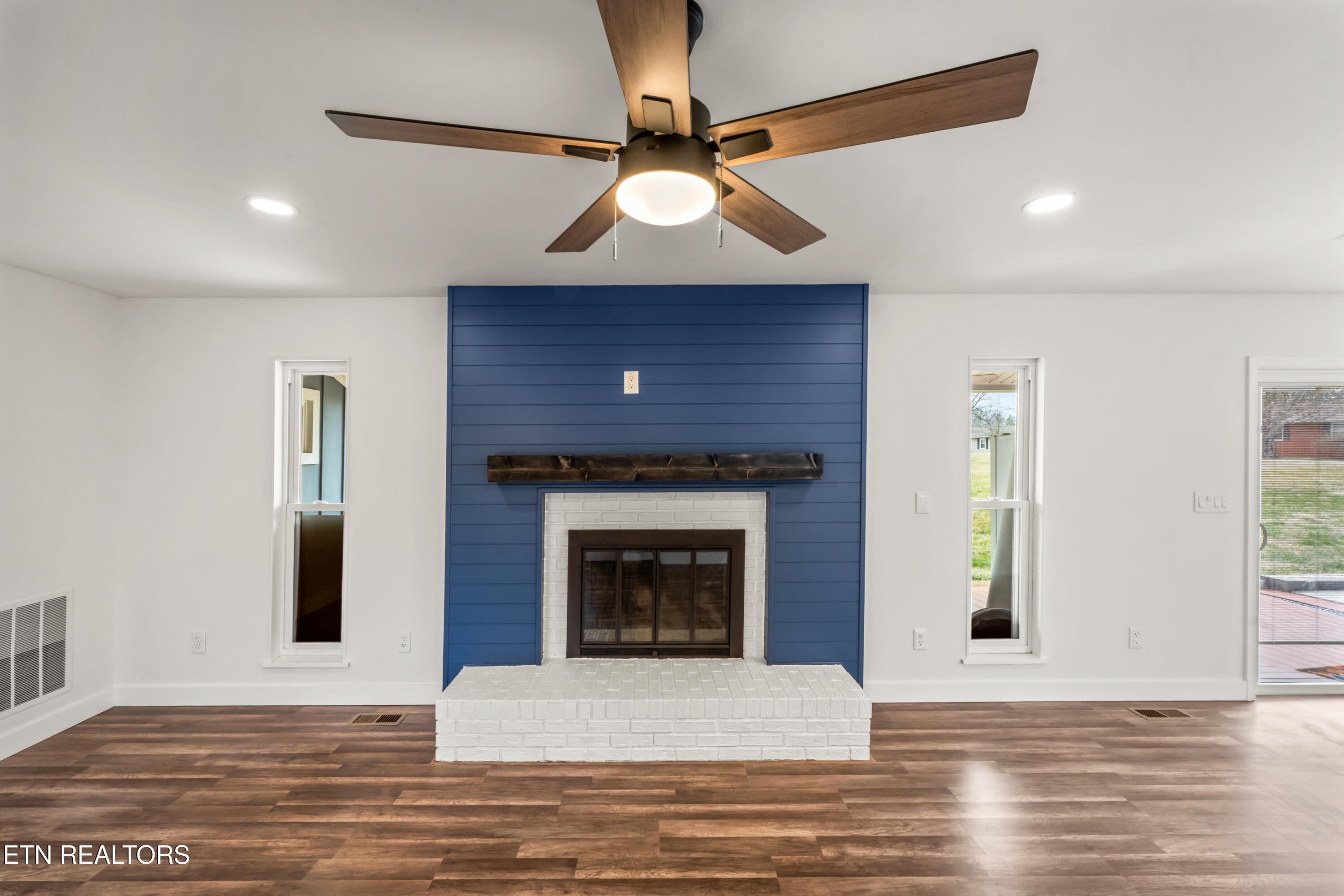 2572 Sevierville Road Maryville, TN 37804 - Photo 17 of 32 photos_high_resolution_DSC02288