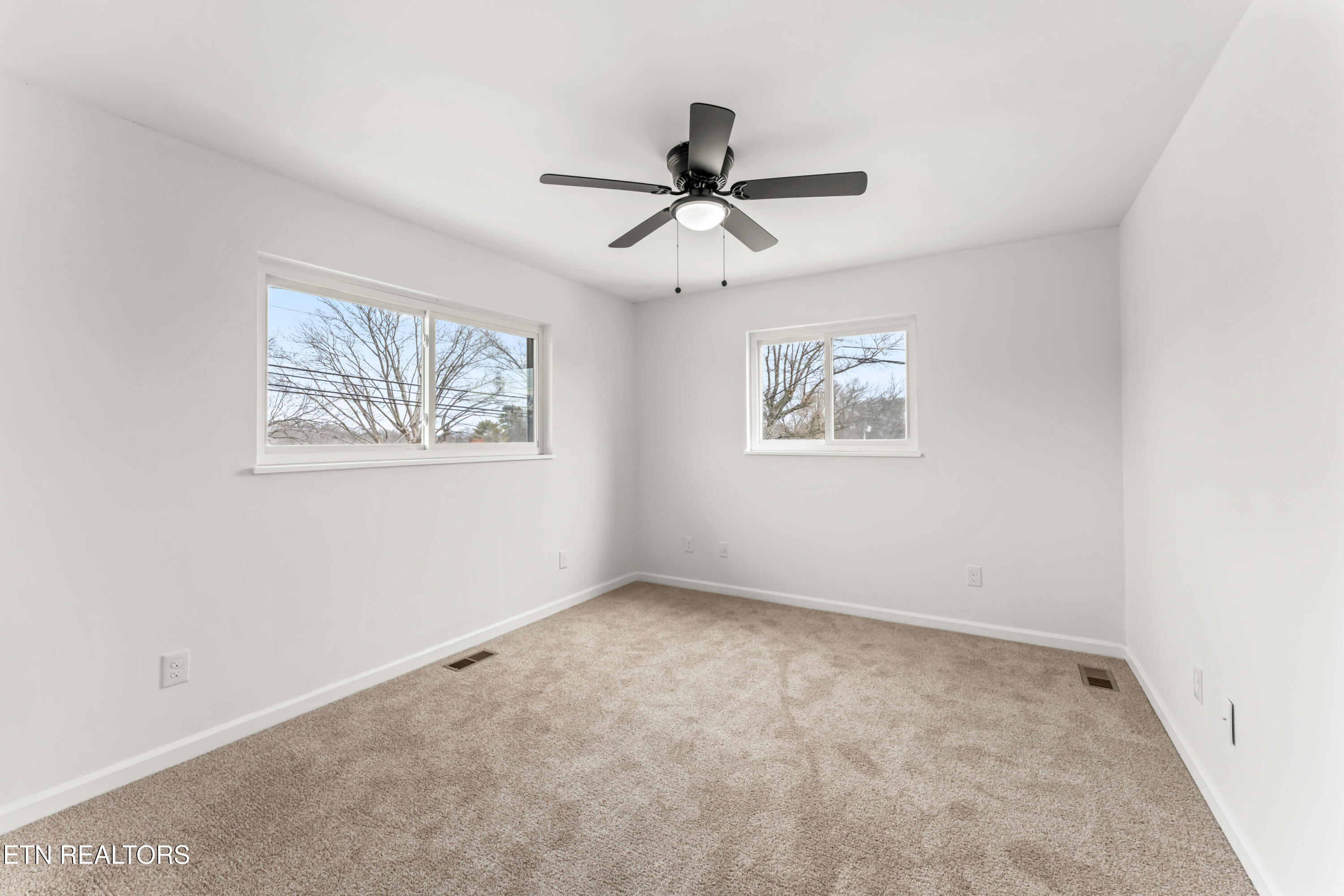 2572 Sevierville Road Maryville, TN 37804 - Photo 20 of 32 photos_high_resolution_DSC02303