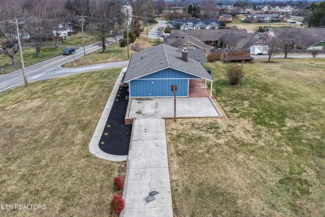 $540,000 | 2572 Sevierville Road, Maryville, TN 37804