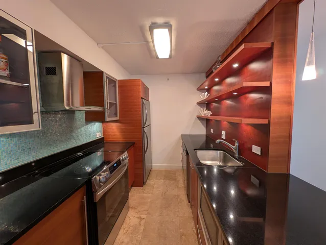 $255,000 | 526 Pacific Avenue, Unit 605, Atlantic City, NJ 08401