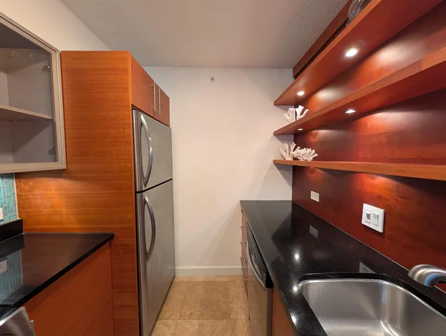 $255,000 | 526 Pacific Avenue, Unit 605, Atlantic City, NJ 08401