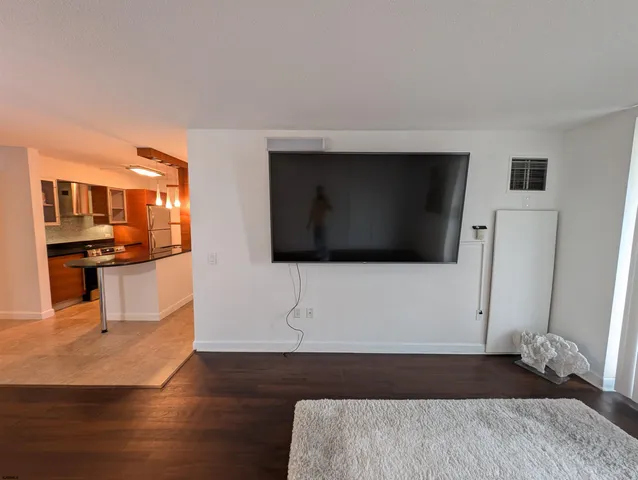 $255,000 | 526 Pacific Avenue, Unit 605, Atlantic City, NJ 08401