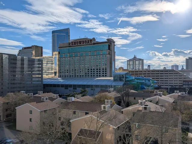 $255,000 | 526 Pacific Avenue, Unit 605, Atlantic City, NJ 08401