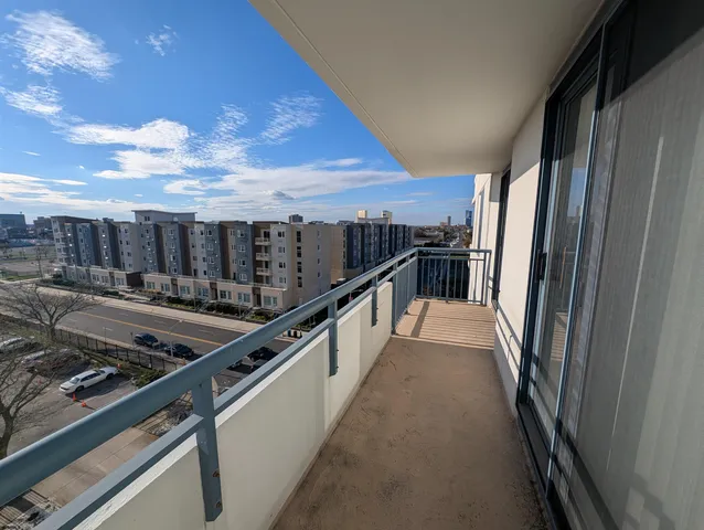 $255,000 | 526 Pacific Avenue, Unit 605, Atlantic City, NJ 08401