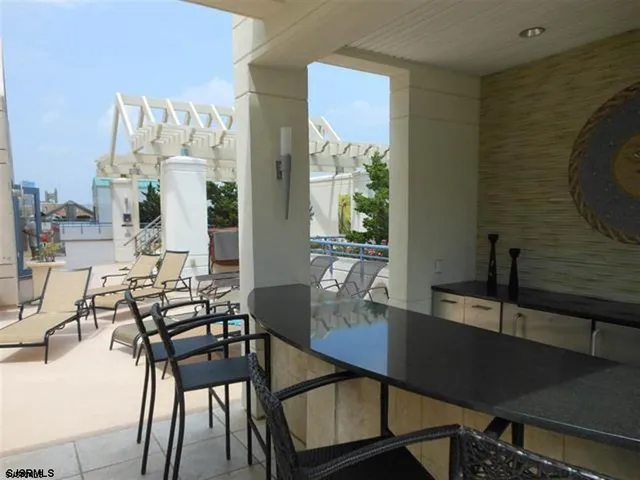 $255,000 | 526 Pacific Avenue, Unit 605, Atlantic City, NJ 08401