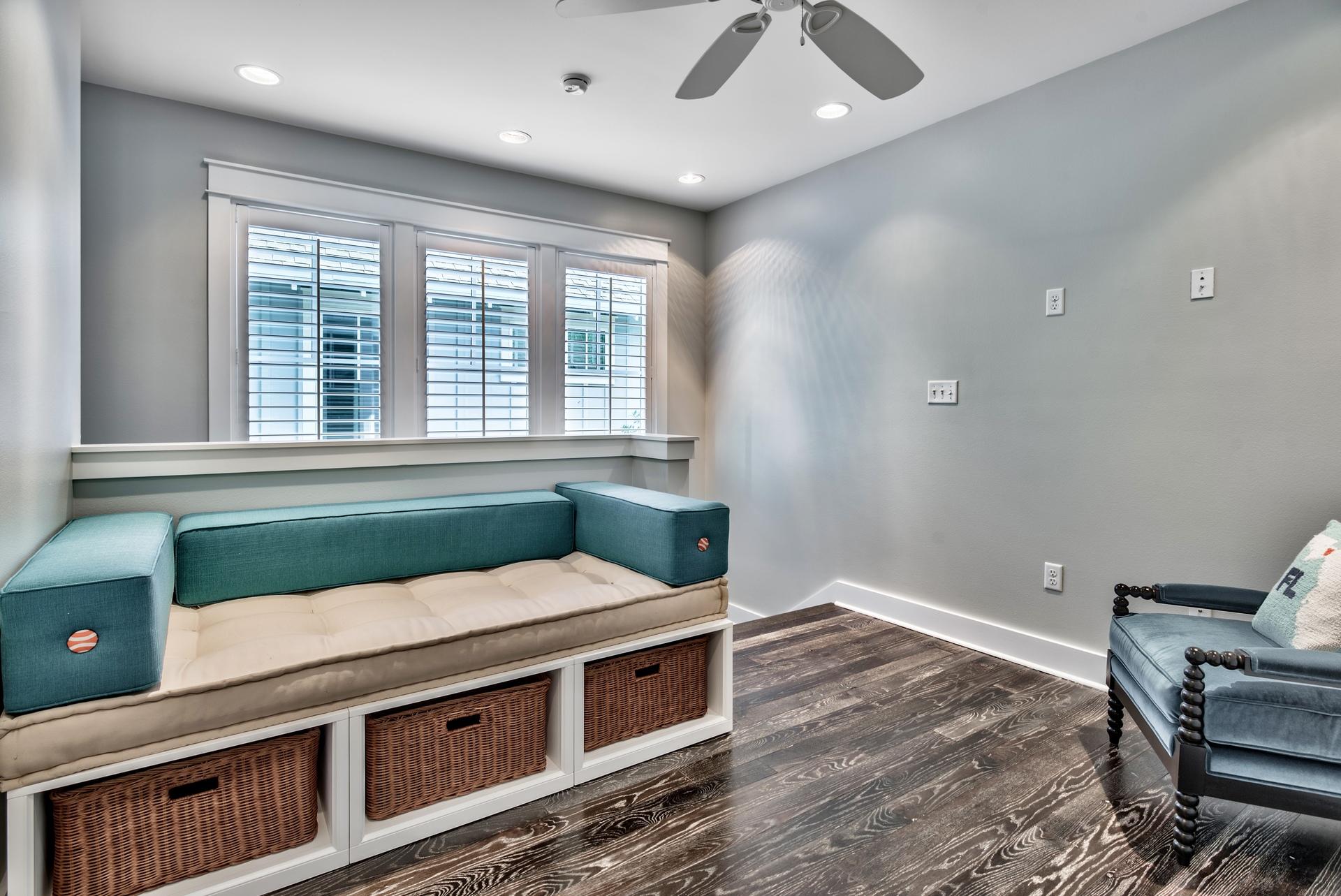 173 Anchor Rode Circle Santa Rosa Beach, FL 32459 - Photo 17 of 35 a living room with stainless steel appliances granite countertop furniture and a wooden floor