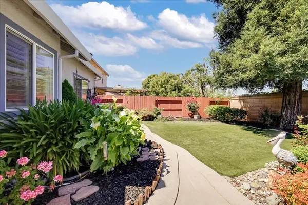 $469,000 | 1049 Tiburon Way, Plumas Lake, CA 95961