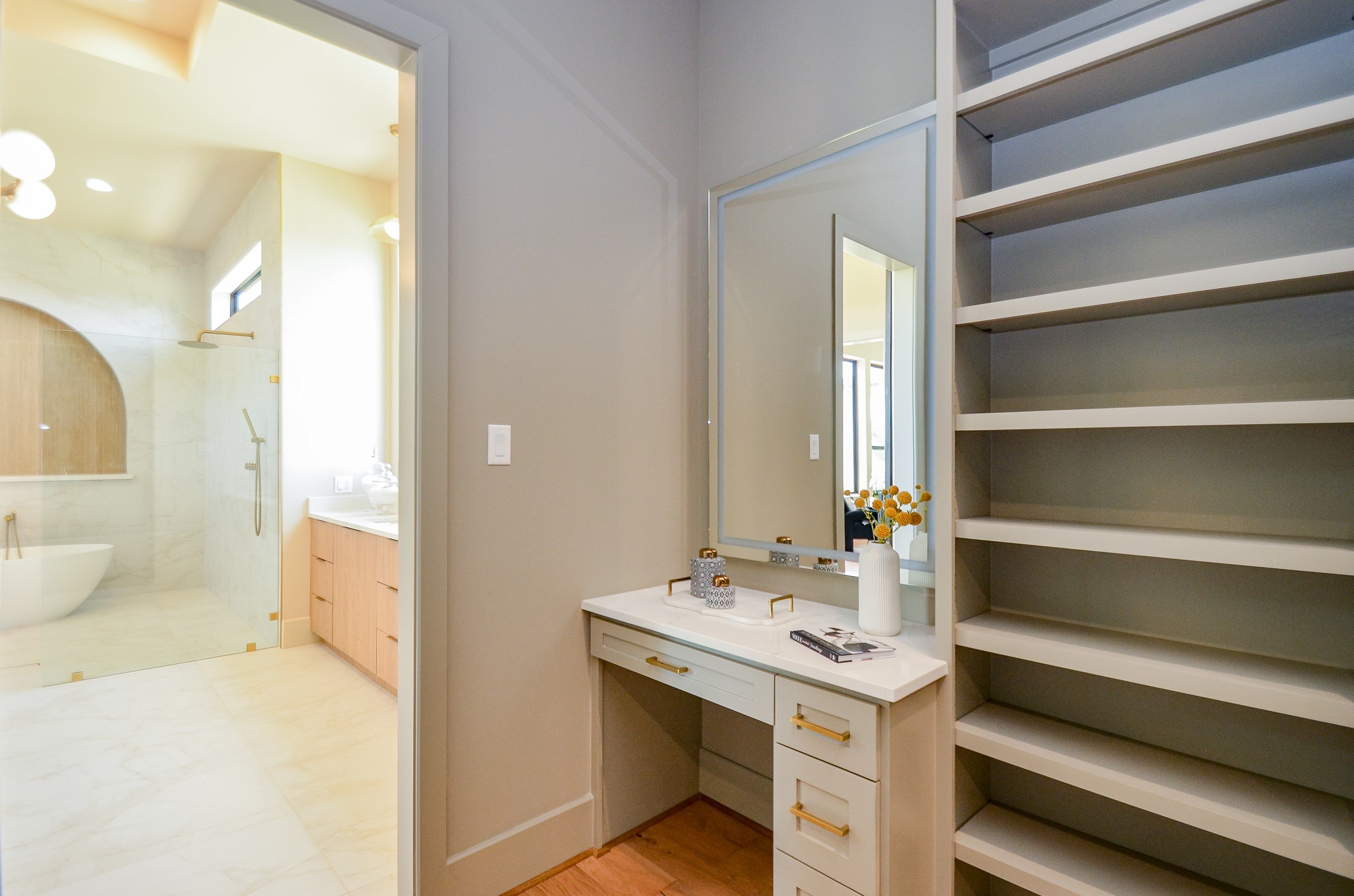 20218 Tealpointe Ridge Lane Tomball, TX 77377 - Photo 14 of 50 a view of bathroom with dual sinks