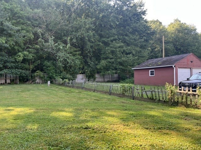83 Lamb Street South Hadley, MA 01075 - Photo 25 of 29 Gallery Image 25