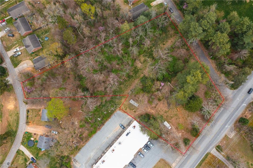 1227 Greensboro Road High Point, NC 27260 - Photo 2 of 10 Gallery Image 2