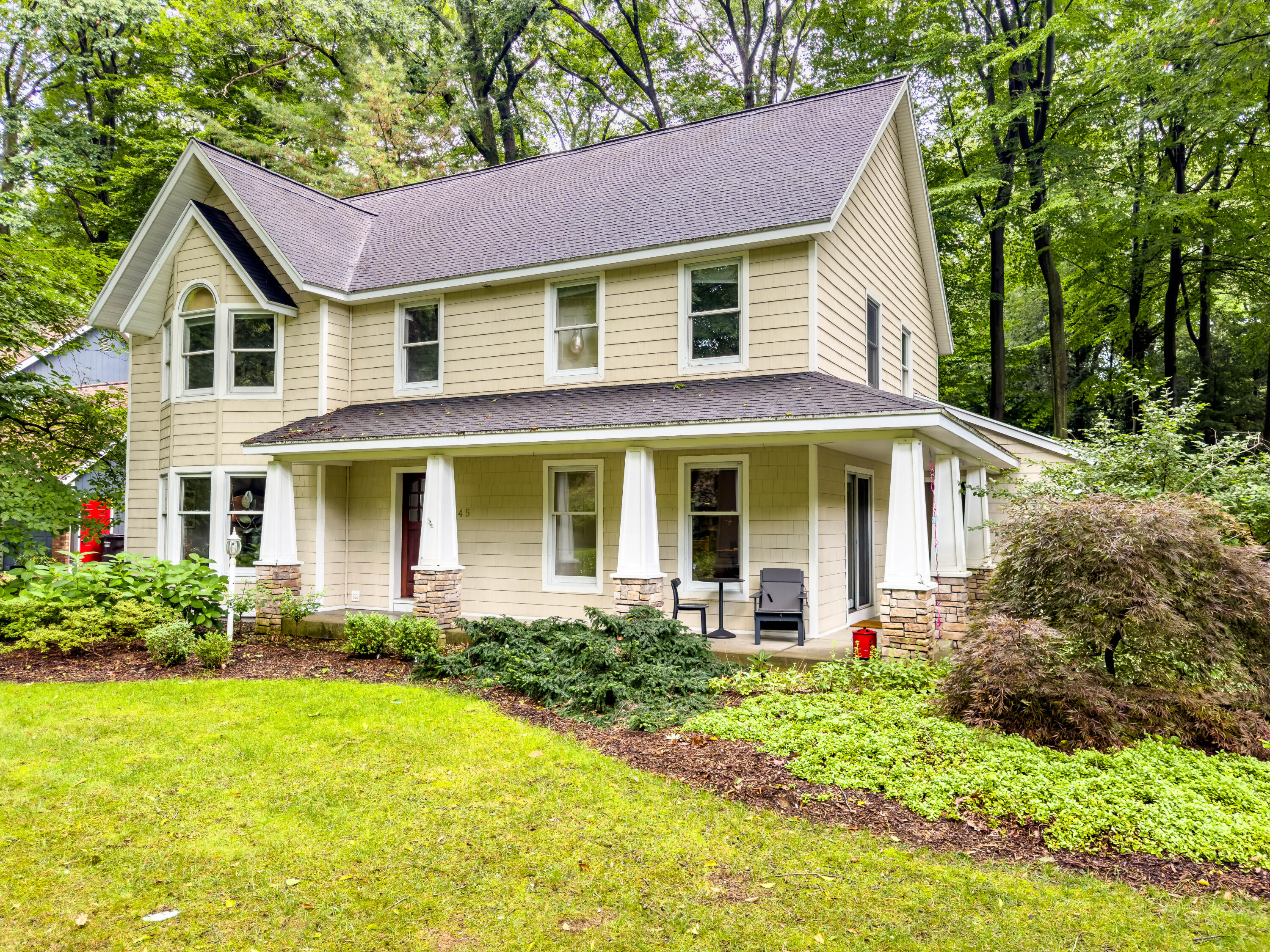 245 Foxdown Road Holland, MI 49424 - Photo 1 of 50 IMG_4248