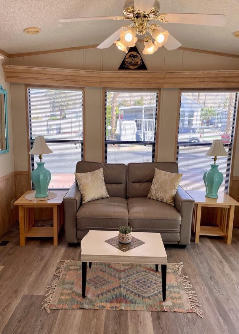 74711 Dillon Road Desert Hot Springs, CA 92241 - Photo 6 of 38 IMG_7960