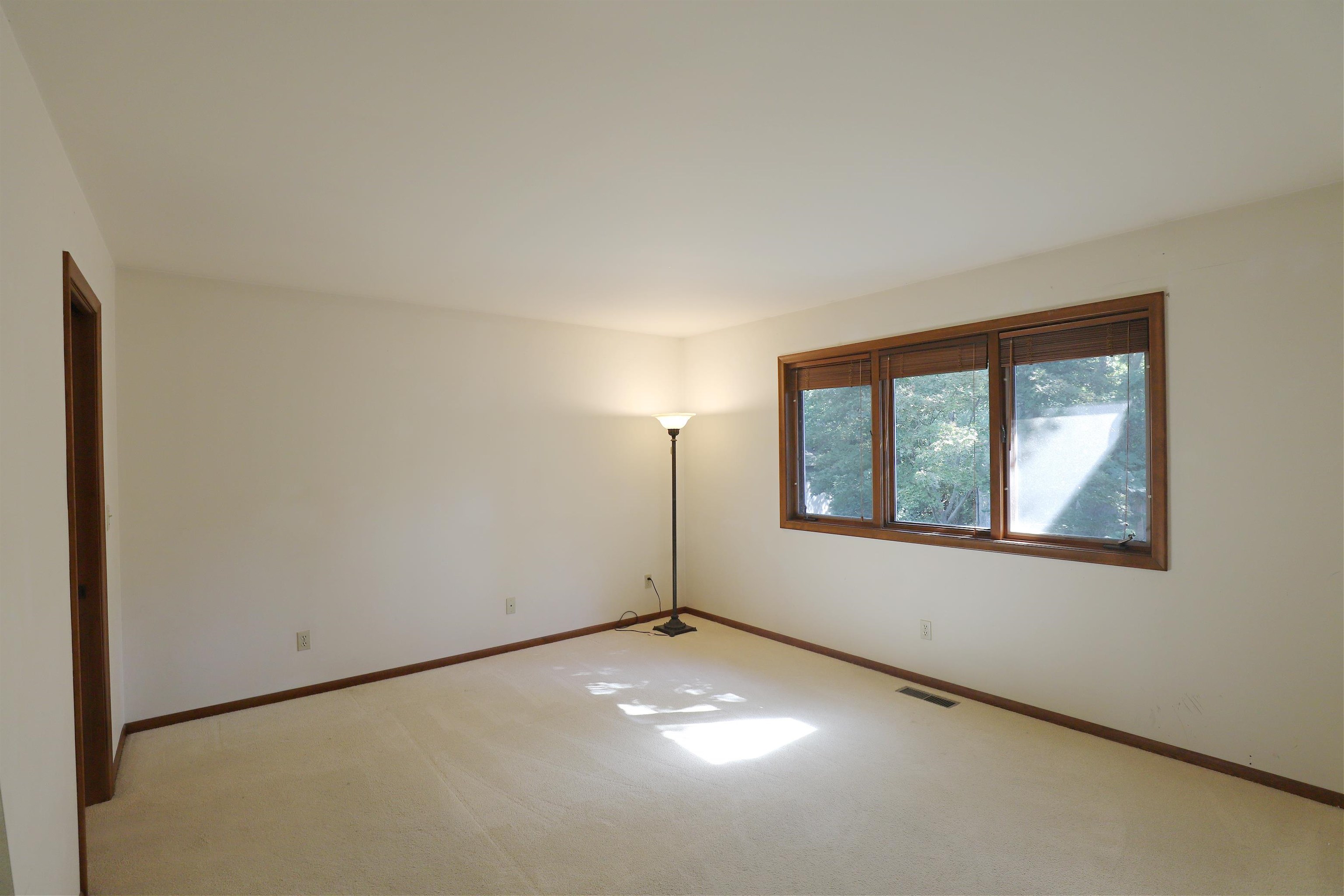 3141 Old Farm Road Flint, MI 48507 - Photo 15 of 33