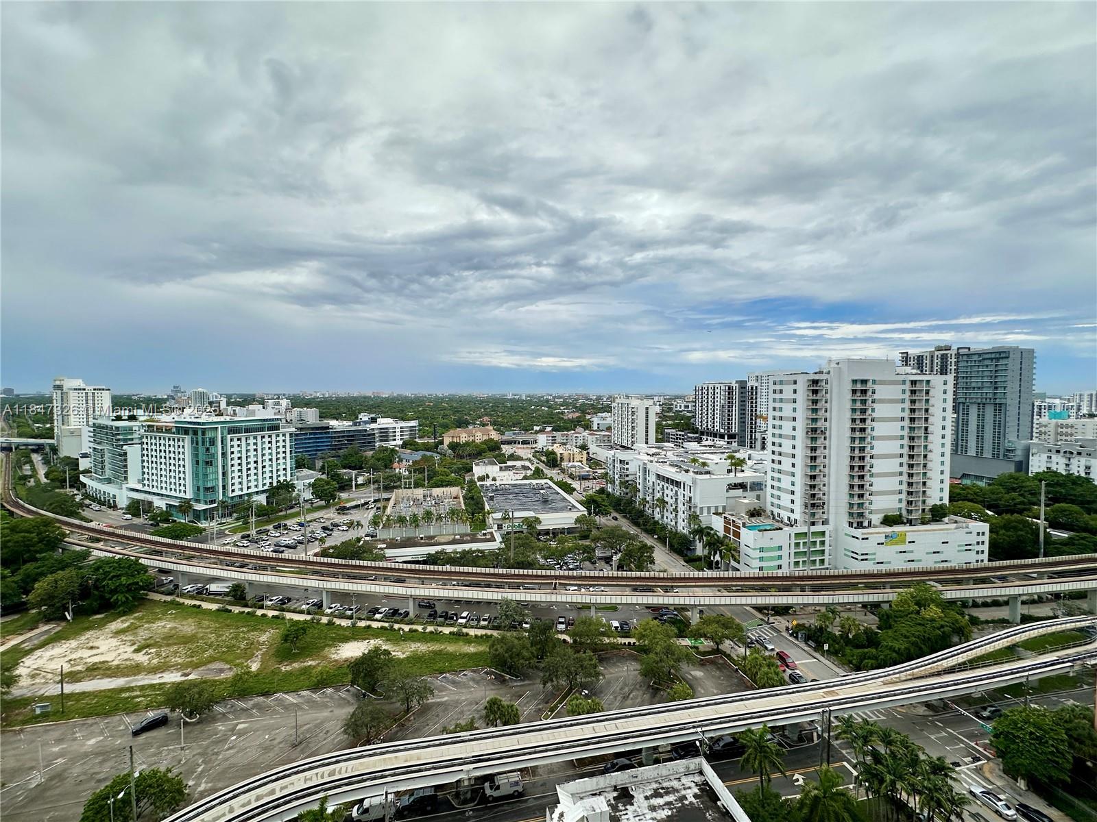 60 Southwest 13th Street, Unit 1605 Miami, FL 33130 - Photo 24 of 28 aerial view of a residential houses with city view