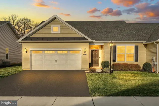 $339,900 | 652 Cypress Drive, Unit 31, Hanover, PA 17331