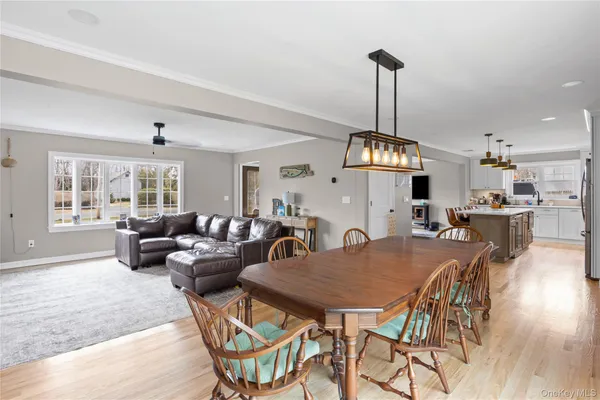 $996,500 | 41 Gillette Avenue, Bayport, NY 11705