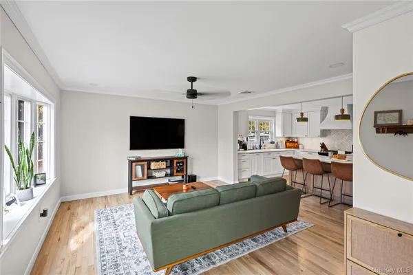 $996,500 | 41 Gillette Avenue, Bayport, NY 11705