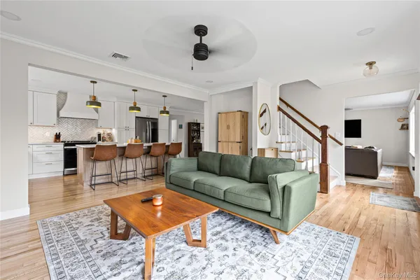 $996,500 | 41 Gillette Avenue, Bayport, NY 11705