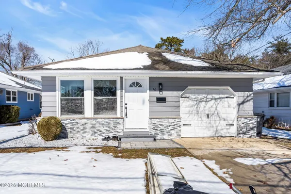 $359,000 | 76 Mt Fairweather Lane, Toms River, NJ 08753