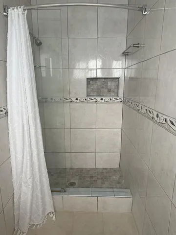 $1,000 | 4610 Peters Road, Plantation, FL 33317