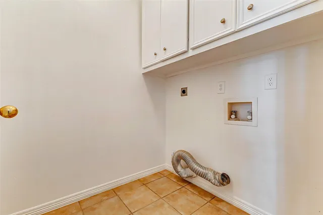 a view of a room with utility