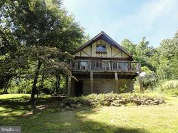 140 Parnassus Road Linden, VA 22642 - Photo 2 of 10 Exterior (Rear)