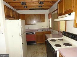 140 Parnassus Road Linden, VA 22642 - Photo 10 of 10 Kitchen