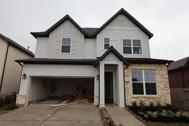 a view of a house with patio