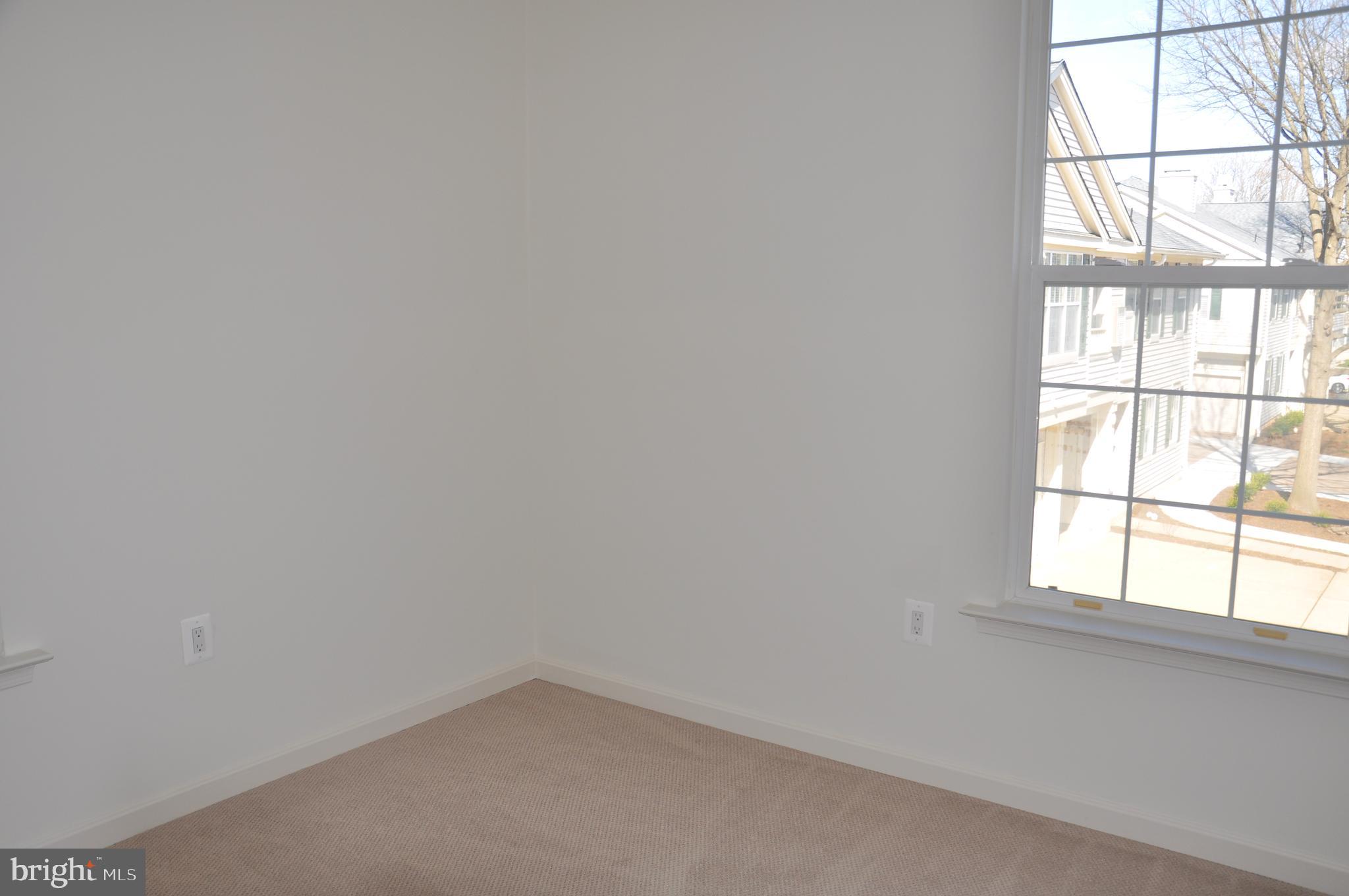 1300 P Windleaf Drive, Unit 159 Reston, VA 20194 - Photo 11 of 16 2nd Bedroom